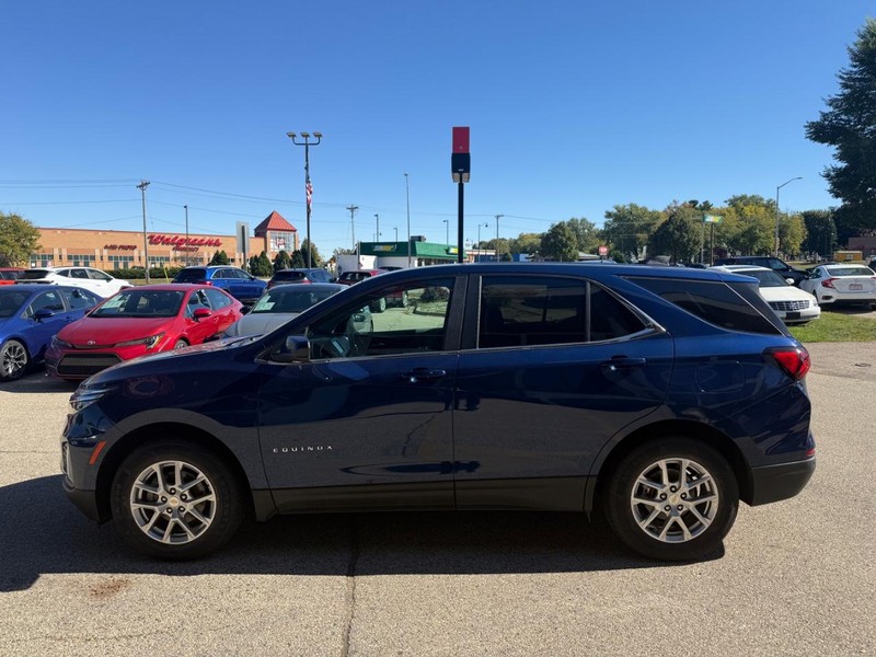Chevrolet Equinox Vehicle Image 08