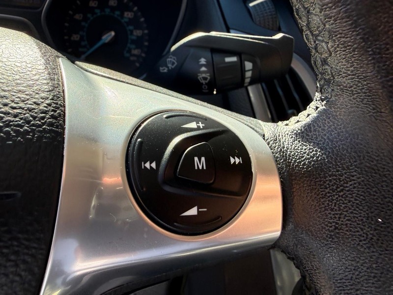 Chevrolet Equinox Vehicle Image 32