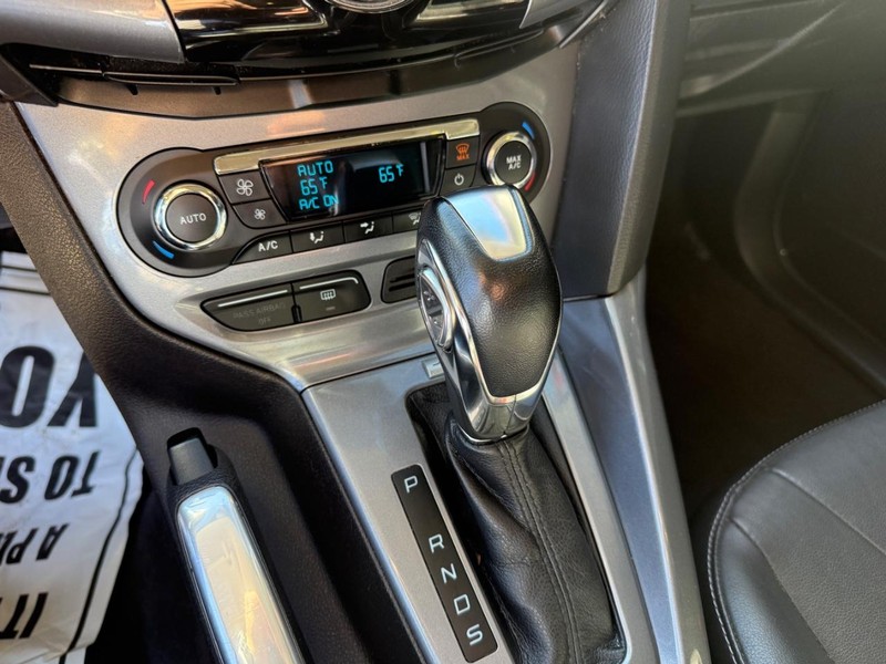 Chevrolet Equinox Vehicle Image 37