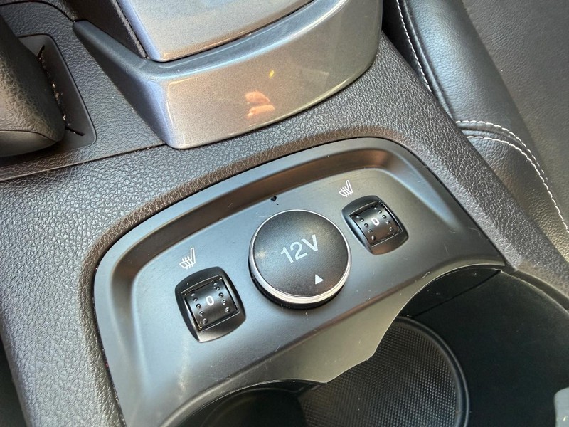 Chevrolet Equinox Vehicle Image 40