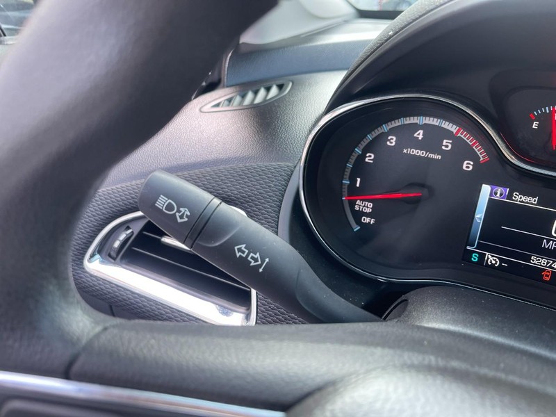 Chevrolet Cruze Vehicle Image 22