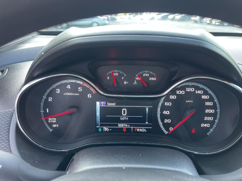 Chevrolet Cruze Vehicle Image 24