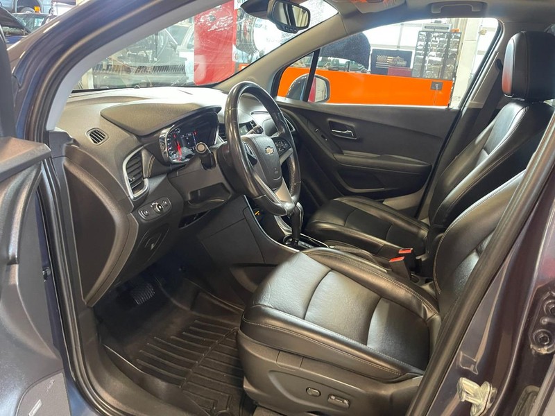 Chevrolet Trax Vehicle Image 13