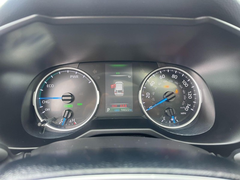 Toyota RAV4 Vehicle Image 27