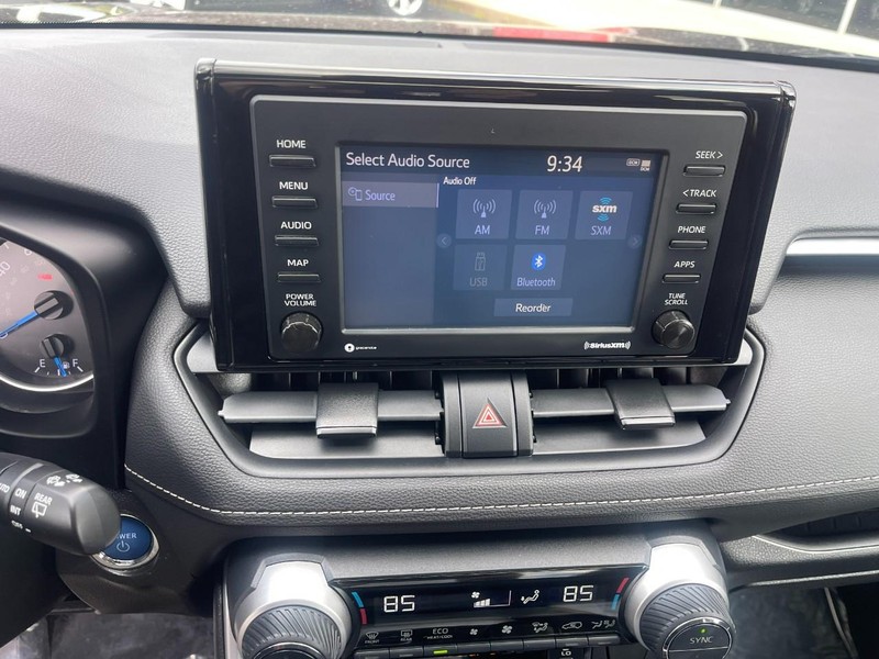 Toyota RAV4 Vehicle Image 30