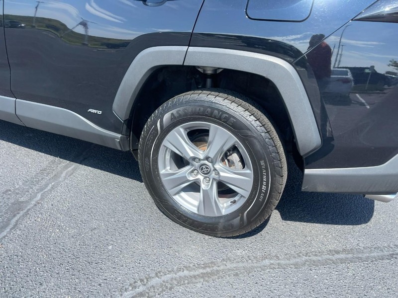 Toyota RAV4 Vehicle Image 05