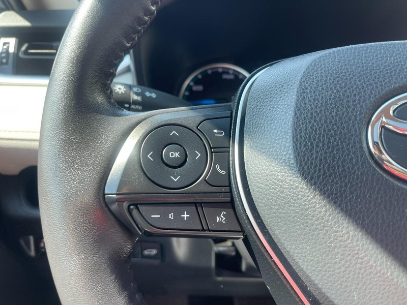 Toyota RAV4 Vehicle Image 20
