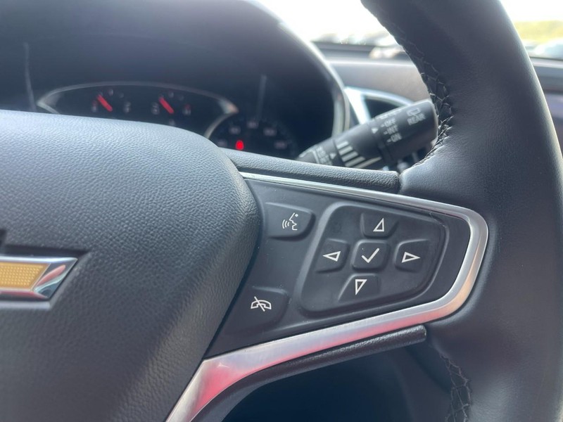 Chevrolet Equinox Vehicle Image 24