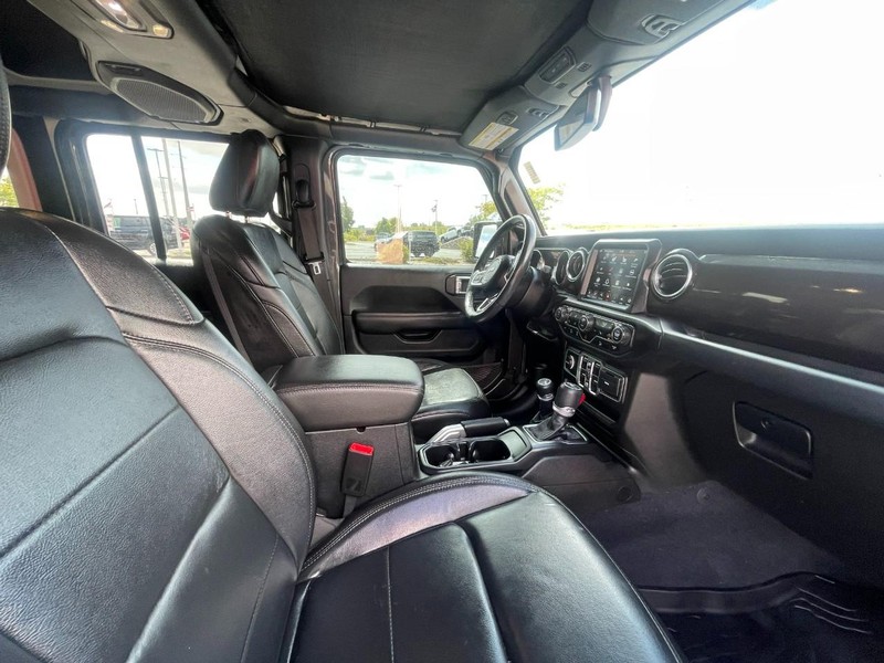 Jeep Wrangler Unlimited Vehicle Image 11