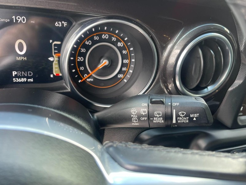 Jeep Wrangler Unlimited Vehicle Image 27