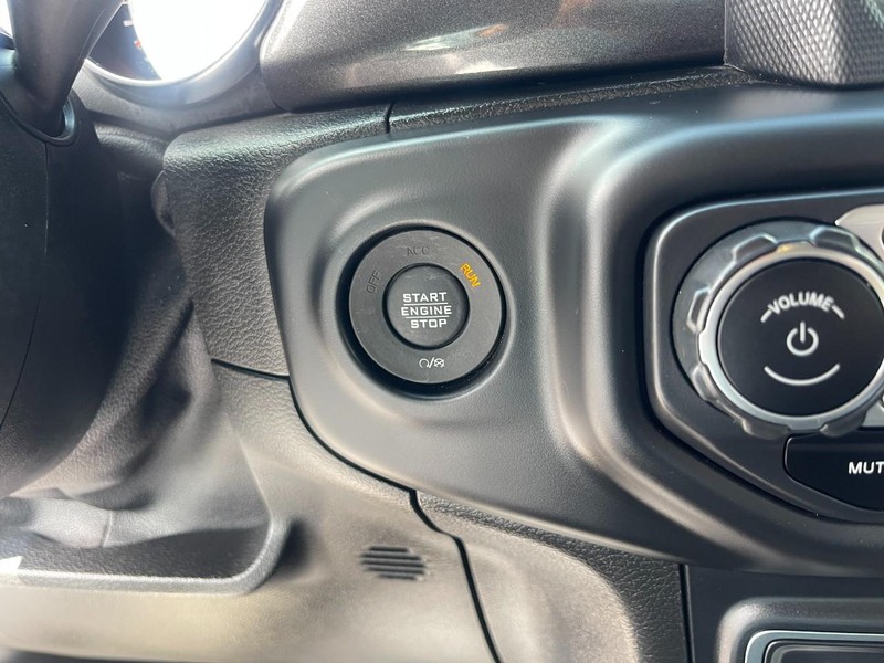 Jeep Wrangler Unlimited Vehicle Image 35