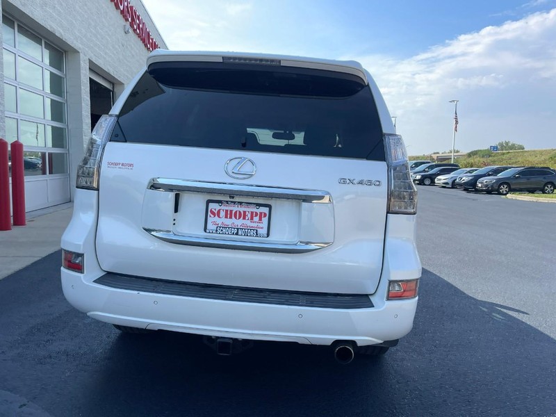 Lexus GX 460 Vehicle Image 04