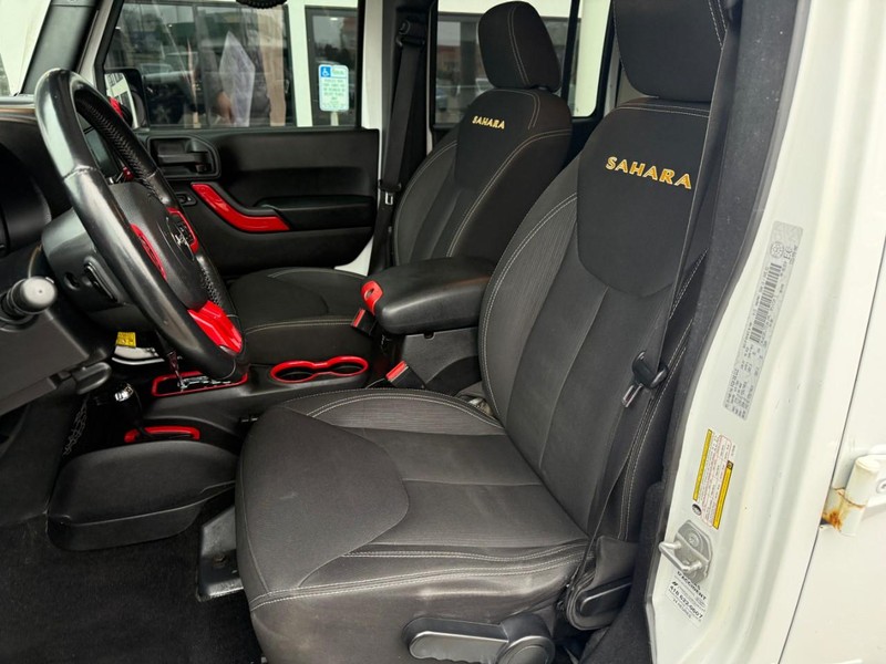 Jeep Wrangler Unlimited Vehicle Image 08