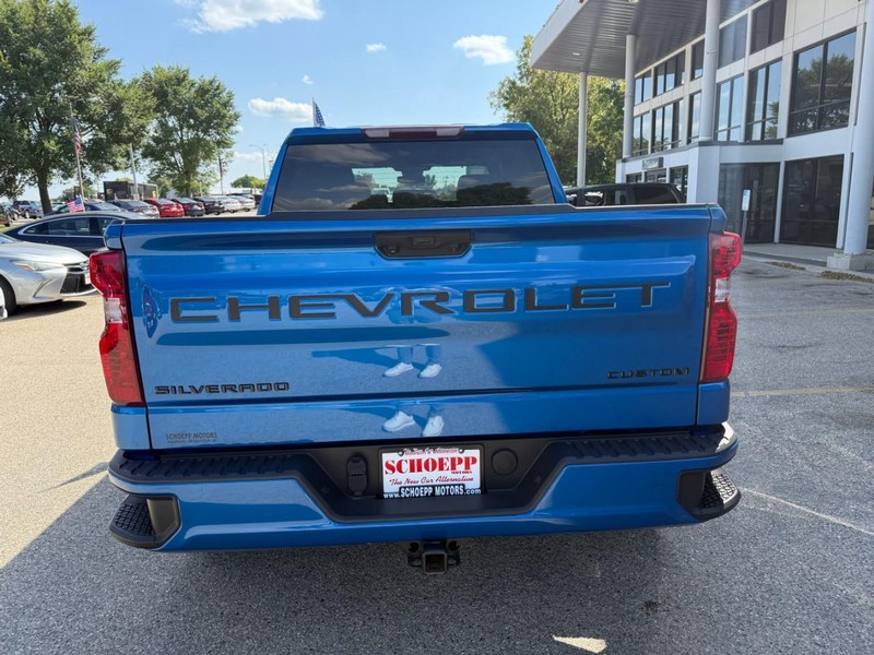 Chevrolet Silverado 1500 Vehicle Image 05