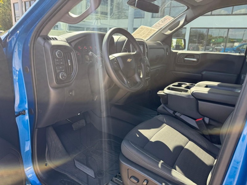 Chevrolet Silverado 1500 Vehicle Image 09