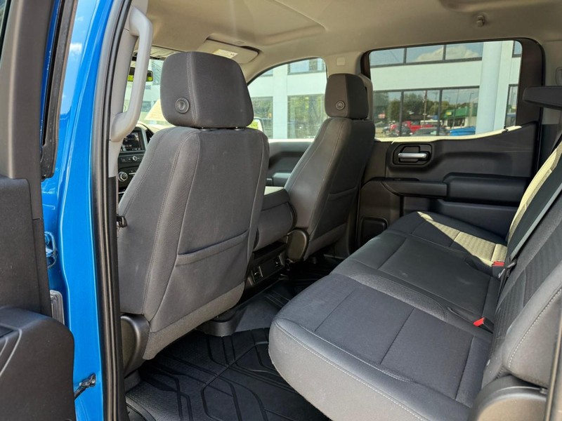 Chevrolet Silverado 1500 Vehicle Image 11
