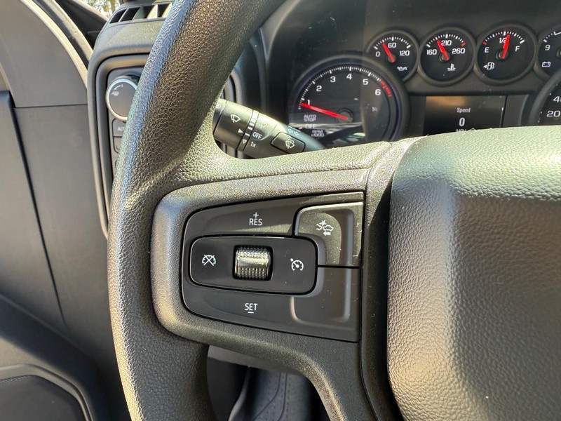 Chevrolet Silverado 1500 Vehicle Image 19