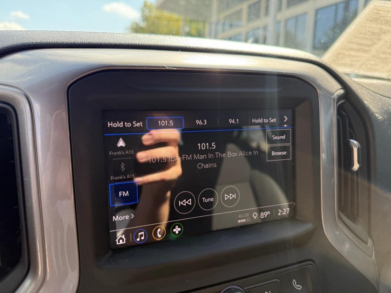 Chevrolet Silverado 1500 Vehicle Image 22