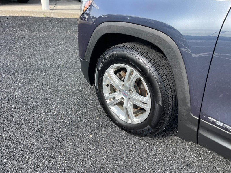 GMC Terrain Vehicle Image 06