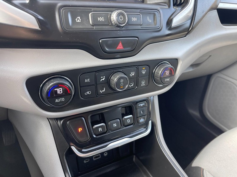 GMC Terrain Vehicle Image 25