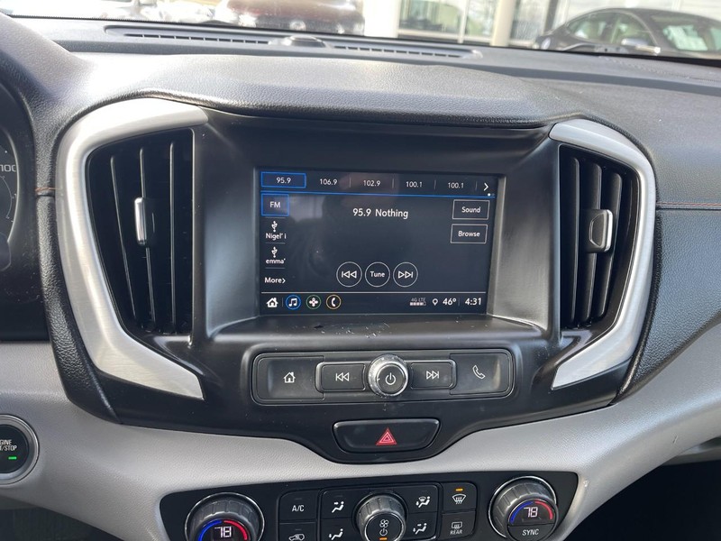 GMC Terrain Vehicle Image 26