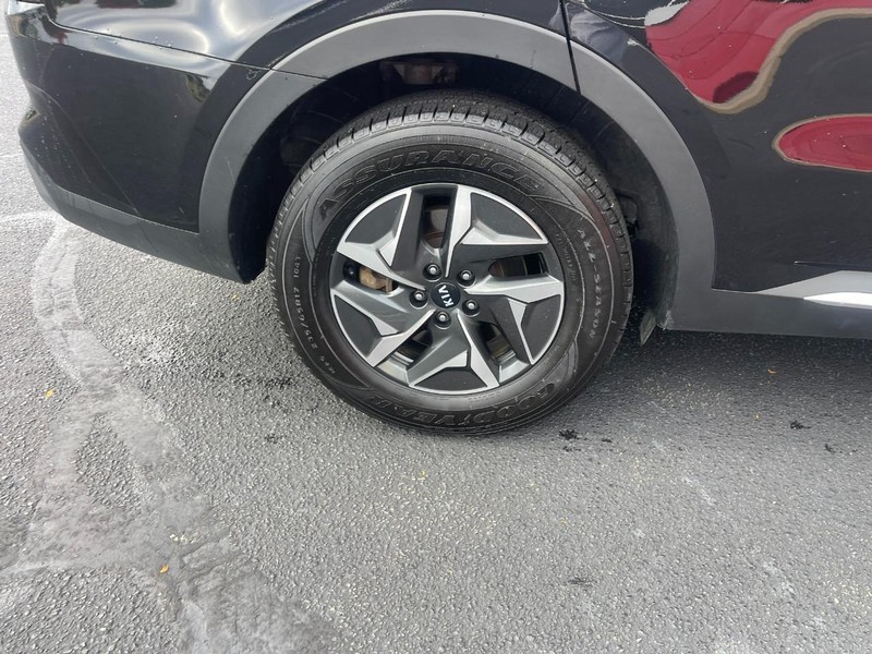 Kia Sorento Hybrid Vehicle Image 08