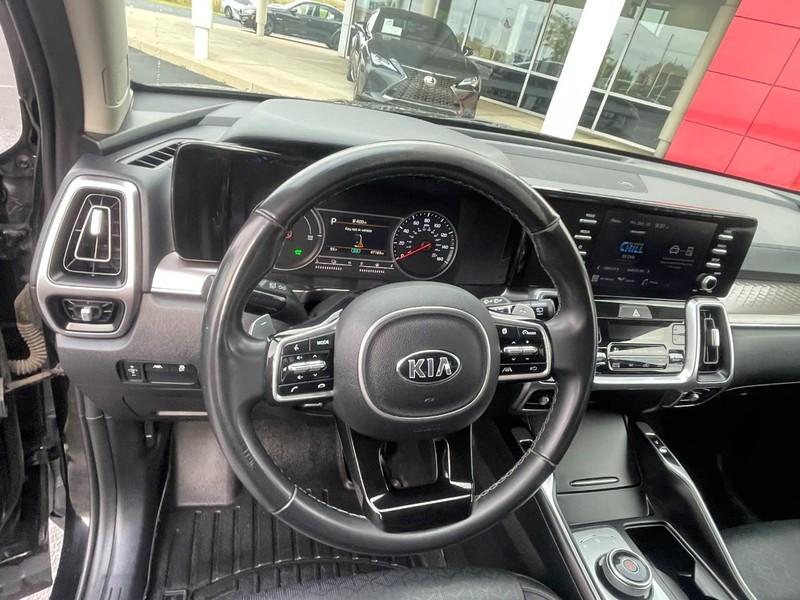 Kia Sorento Hybrid Vehicle Image 13