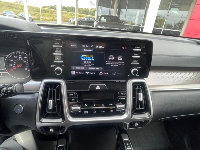 Kia Sorento Hybrid Vehicle Image 16