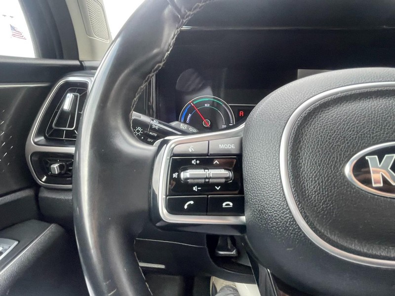 Kia Sorento Hybrid Vehicle Image 18
