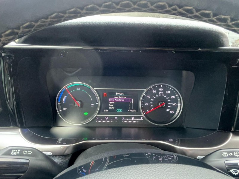 Kia Sorento Hybrid Vehicle Image 22