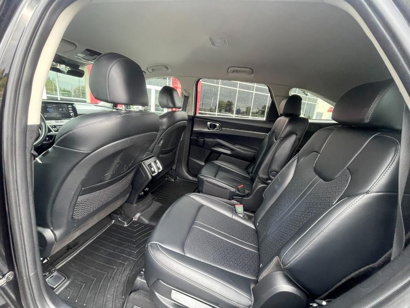 Kia Sorento Hybrid Vehicle Image 28