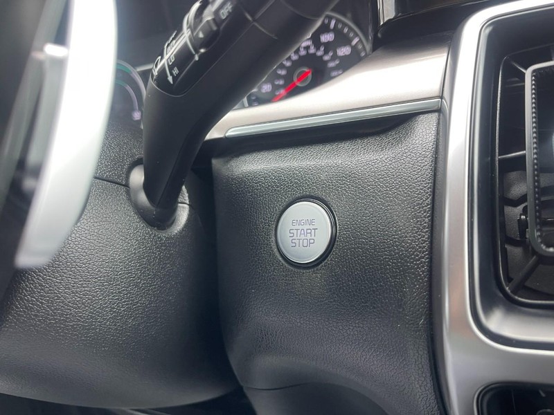 Kia Sorento Hybrid Vehicle Image 32