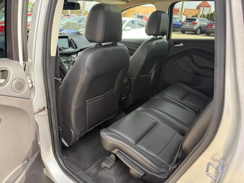 Ford Escape Vehicle Image 12