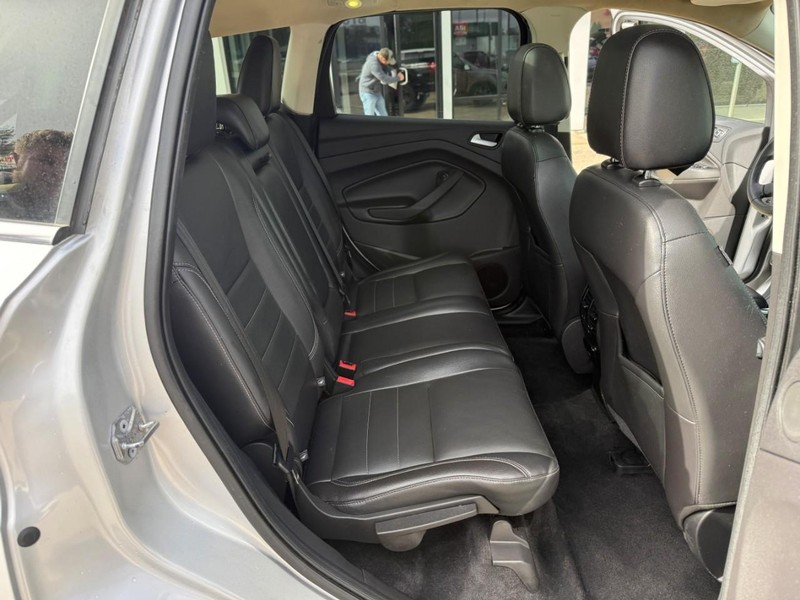 Ford Escape Vehicle Image 15