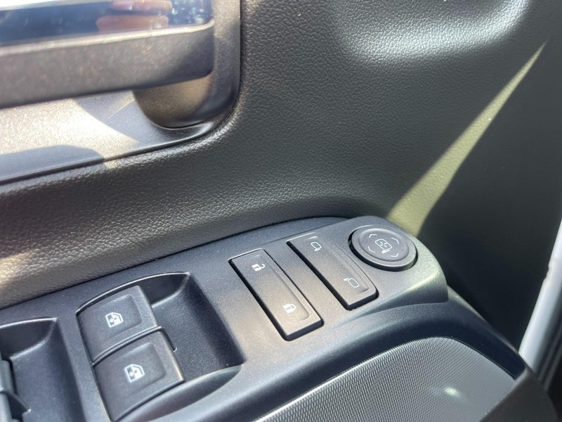 Chevrolet Silverado 1500 Vehicle Image 20