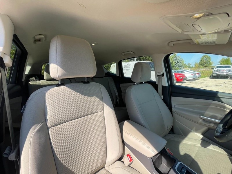2017 Ford Escape SE photo 3