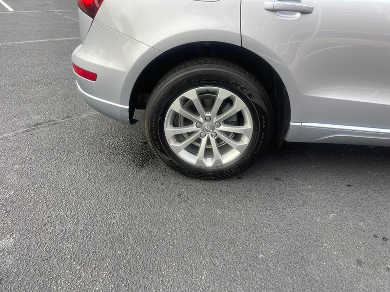 Audi Q5 Vehicle Image 08