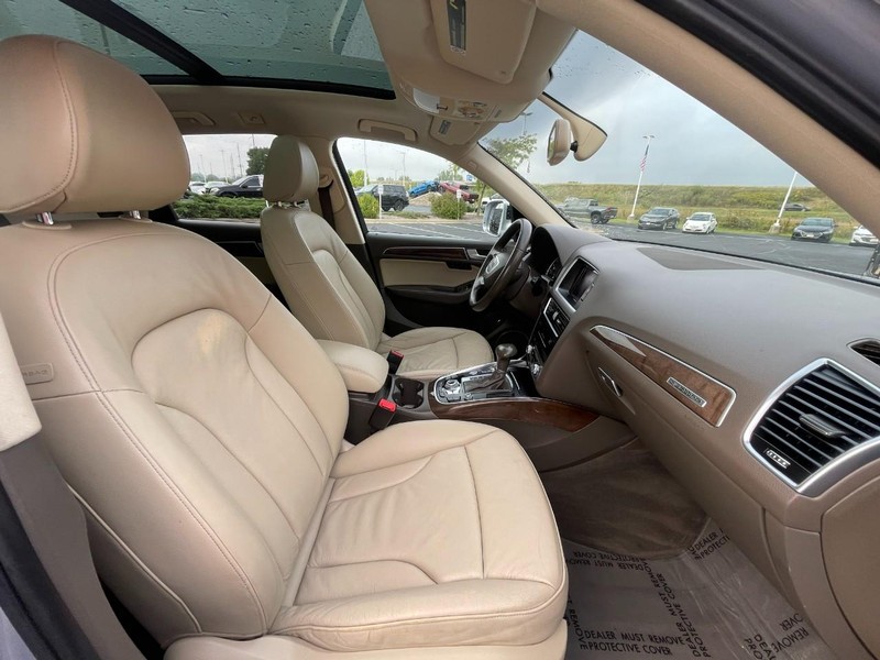 Audi Q5 Vehicle Image 11