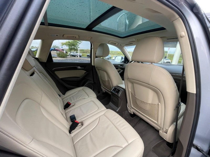 Audi Q5 Vehicle Image 14