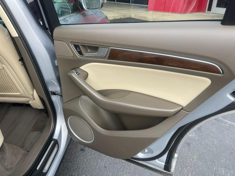 Audi Q5 Vehicle Image 15