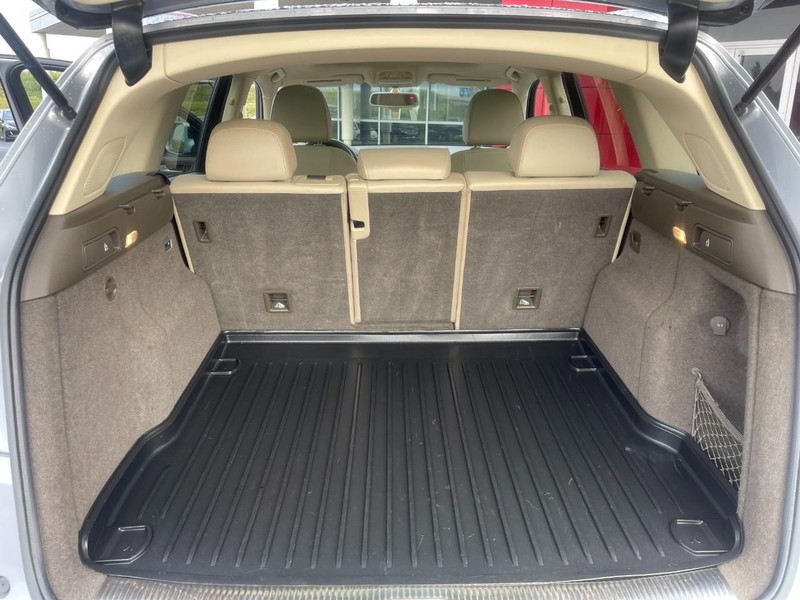 Audi Q5 Vehicle Image 16