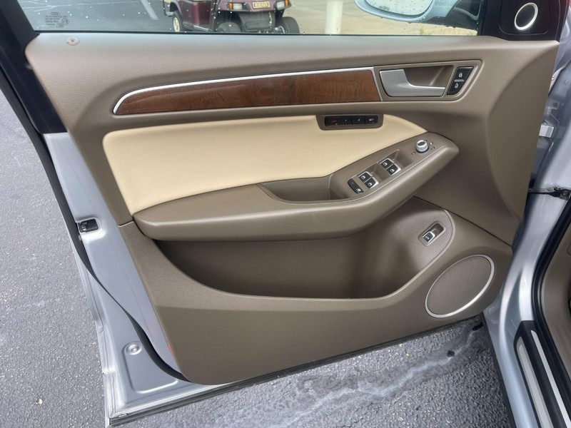 Audi Q5 Vehicle Image 21