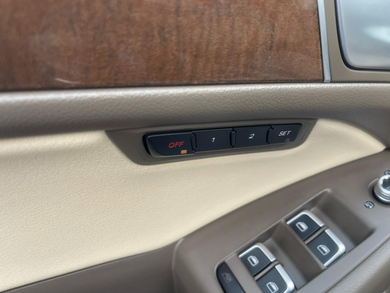 Audi Q5 Vehicle Image 22