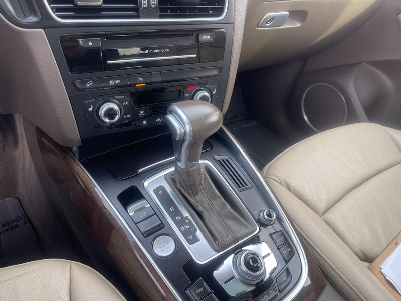 Audi Q5 Vehicle Image 32