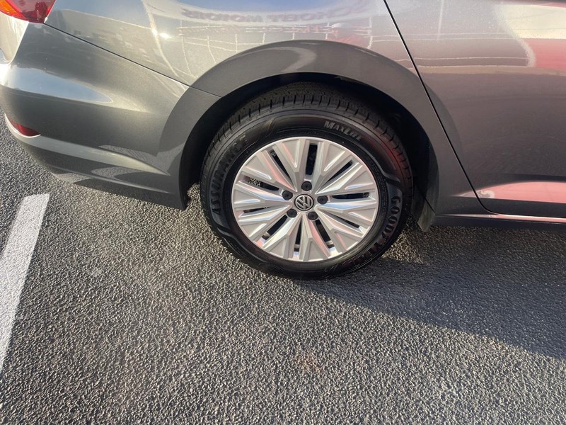 Volkswagen Jetta Vehicle Image 08