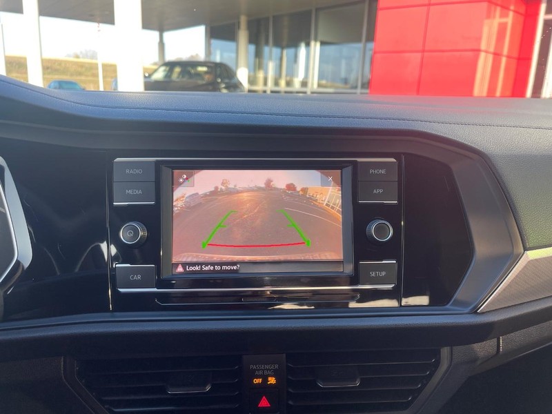 Volkswagen Jetta Vehicle Image 19