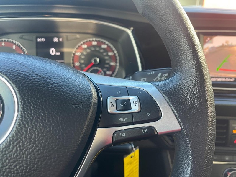 Volkswagen Jetta Vehicle Image 23