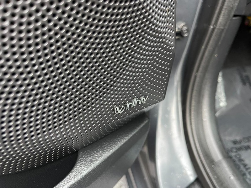 Hyundai Veloster Vehicle Image 14