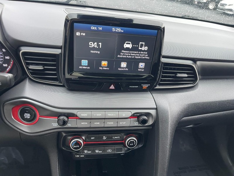 Hyundai Veloster Vehicle Image 24