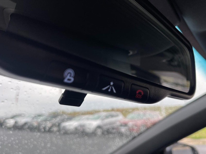 Hyundai Veloster Vehicle Image 26